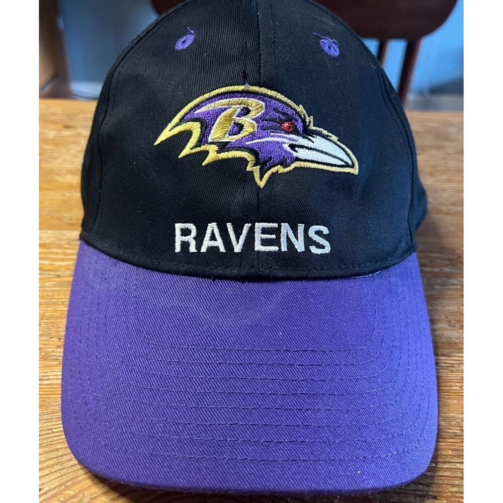 Vintage Baltimore Ravens Snapback Hat Embroidered Purple Black NFL Cap Football